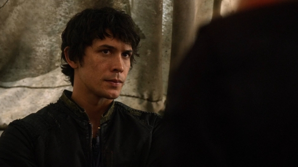The 100 Captures Murphys Law Season One Episode Four-1118
