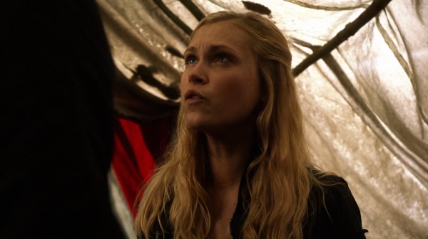 The 100 Captures Murphys Law Season One Episode Four-1103
