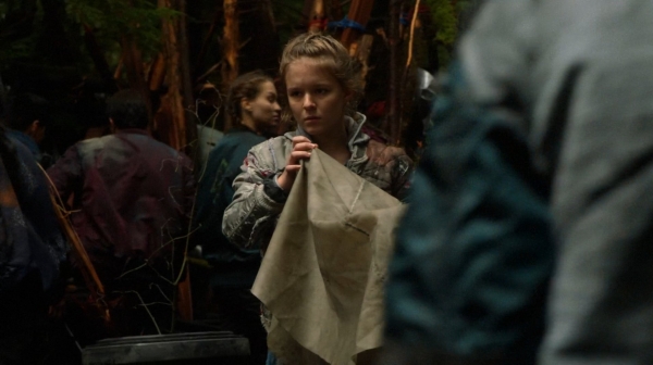The 100 Captures Murphys Law Season One Episode Four-1083
