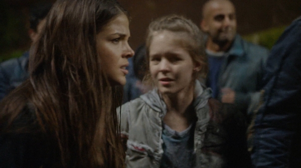 The 100 Captures Murphys Law Season One Episode Four-999
