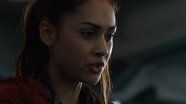 The 100 Captures Murphys Law Season One Episode Four-924
