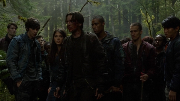 The 100 Captures Murphys Law Season One Episode Four-900
