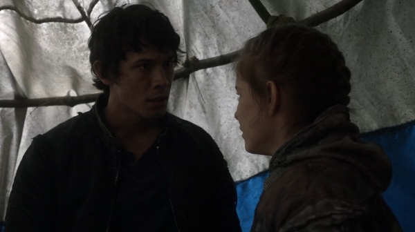The 100 Captures Murphys Law Season One Episode Four-893
