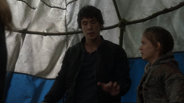 The 100 Captures Murphys Law Season One Episode Four-891

