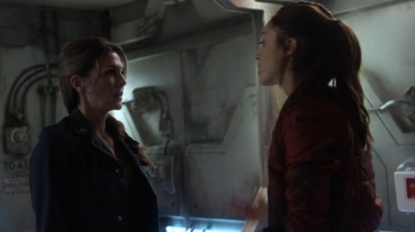 The 100 Captures Murphys Law Season One Episode Four-795
