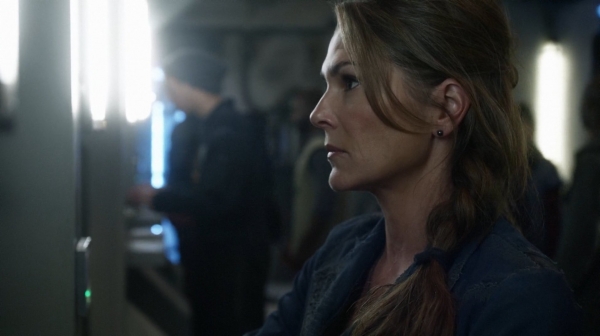 The 100 Captures Murphys Law Season One Episode Four-774
