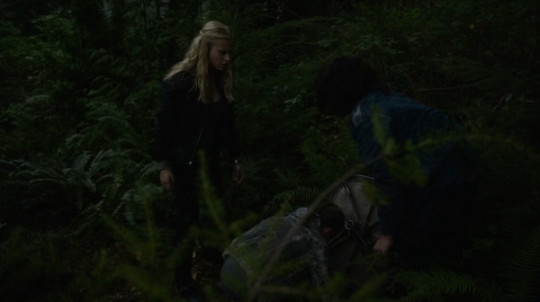 The 100 Captures Murphys Law Season One Episode Four-721

