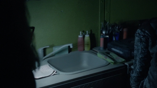 The 100 Captures Murphys Law Season One Episode Four-704
