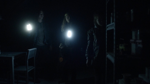 The 100 Captures Murphys Law Season One Episode Four-698
