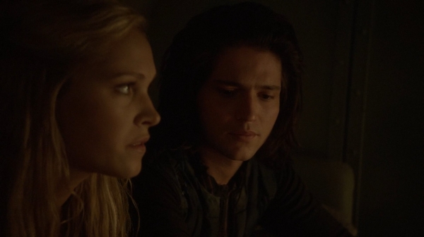 The 100 Captures Murphys Law Season One Episode Four-655
