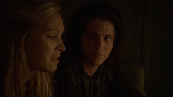 The 100 Captures Murphys Law Season One Episode Four-654
