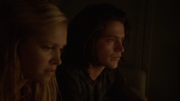 The 100 Captures Murphys Law Season One Episode Four-631
