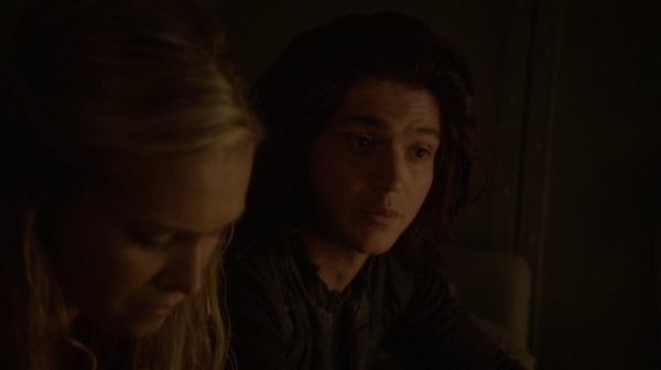 The 100 Captures Murphys Law Season One Episode Four-626
