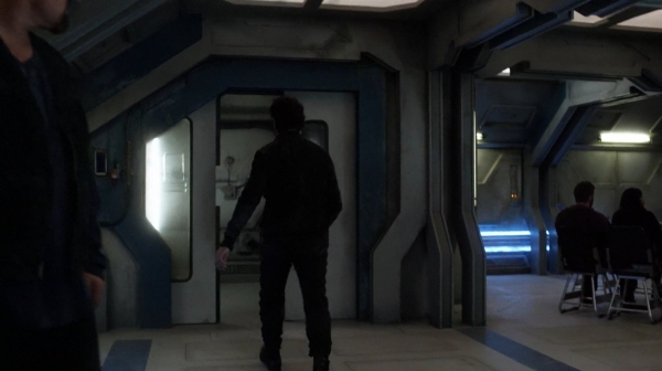 The 100 Captures Murphys Law Season One Episode Four-522
