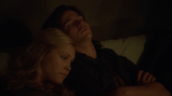 The 100 Captures Murphys Law Season One Episode Four-518
