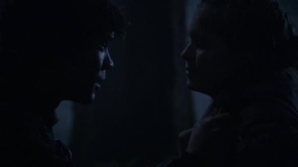 The 100 Captures Murphys Law Season One Episode Four-469
