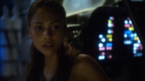 The 100 Captures Murphys Law Season One Episode Four-437
