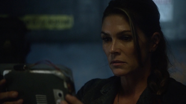 The 100 Captures Murphys Law Season One Episode Four-434
