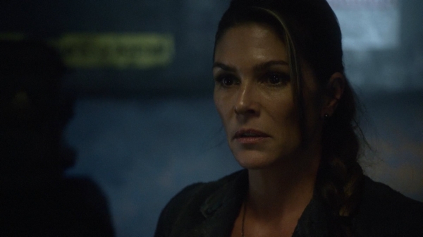 The 100 Captures Murphys Law Season One Episode Four-433
