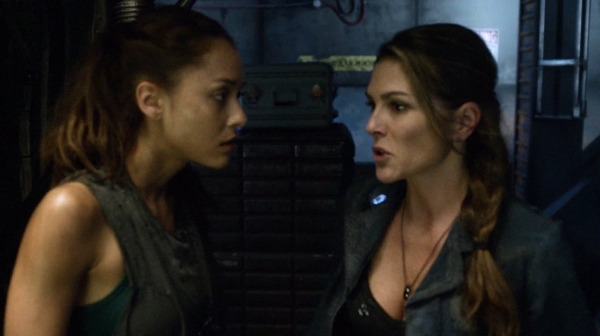 The 100 Captures Murphys Law Season One Episode Four-429
