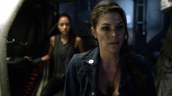 The 100 Captures Murphys Law Season One Episode Four-423
