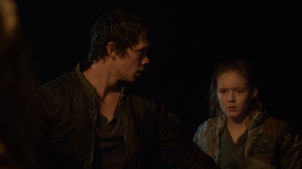 The 100 Captures Murphys Law Season One Episode Four-360
