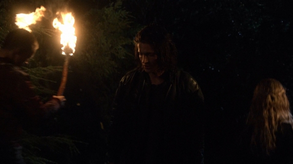 The 100 Captures Murphys Law Season One Episode Four-267
