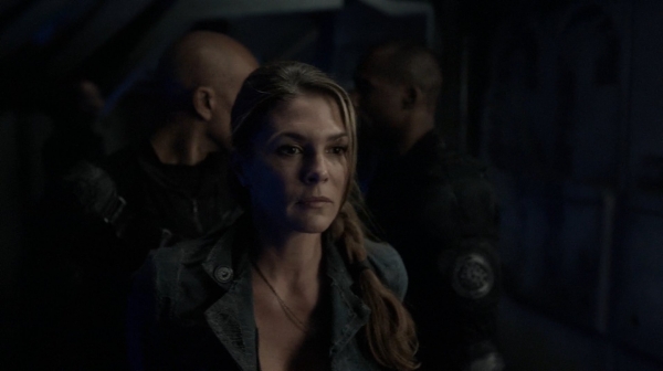The 100 Captures Murphys Law Season One Episode Four-151
