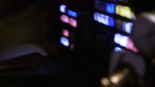 The 100 Captures Murphys Law Season One Episode Four-120
