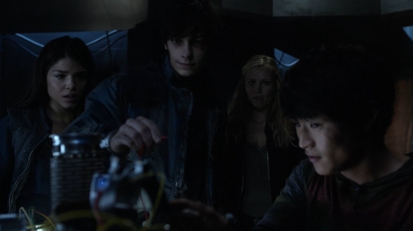 The 100 Captures Murphys Law Season One Episode Four-107
