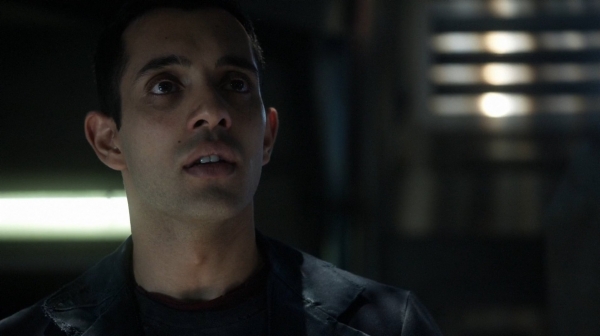 The 100 Captures Murphys Law Season One Episode Four-88
