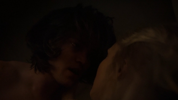 The 100 Captures Murphys Law Season One Episode Four-13
