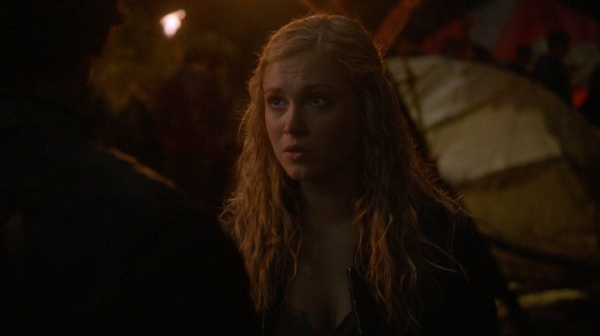 The 100 Season One Episode Nine Unity Day-700
