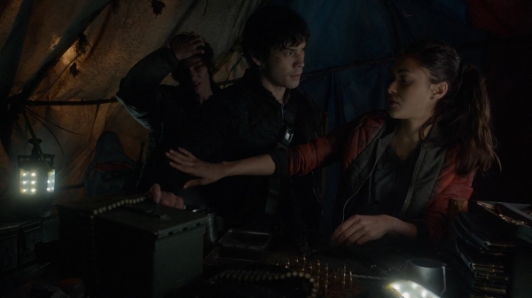 The 100 Season One Episode Nine Unity Day-612
