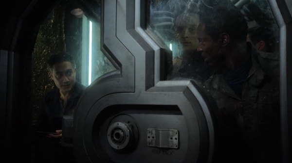 The 100 Season One Episode Nine Unity Day-283
