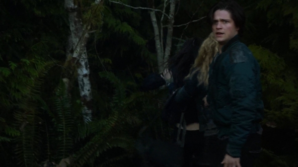 The 100 Season One Episode Nine Unity Day-156
