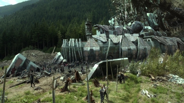 The 100 Season Two Episode Two Inclement Weather-2261
