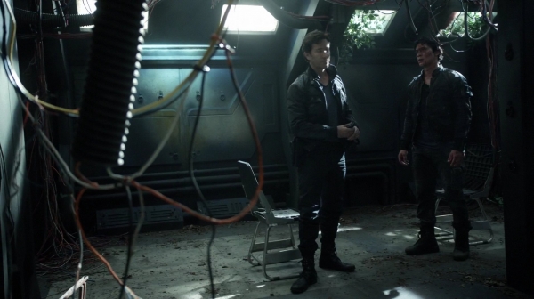 The 100 Season Two Episode Two Inclement Weather-2140
