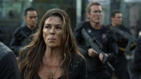The 100 Season Two Episode Two Inclement Weather-2104
