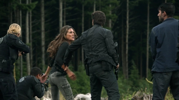 The 100 Season Two Episode Two Inclement Weather-2101
