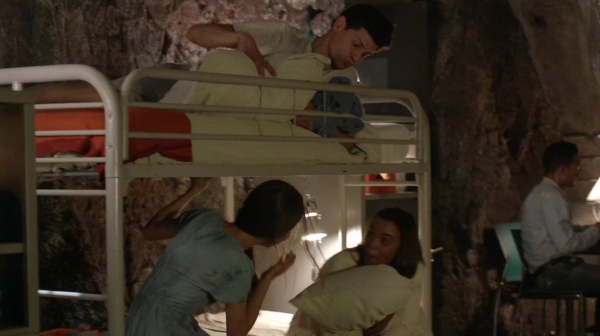 The 100 Season Two Episode Two Inclement Weather-2052
