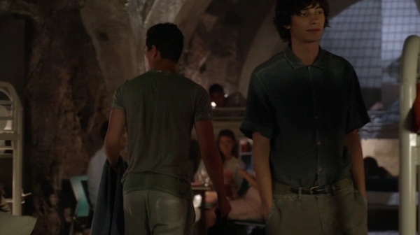 The 100 Season Two Episode Two Inclement Weather-2047
