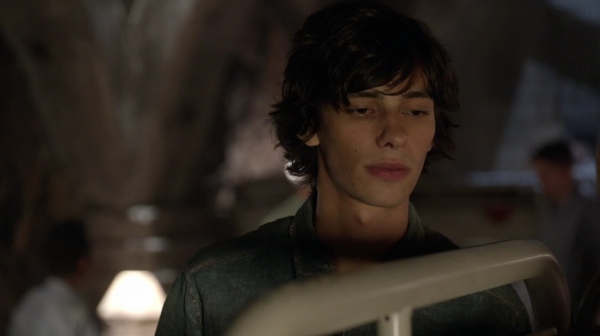 The 100 Season Two Episode Two Inclement Weather-2043

