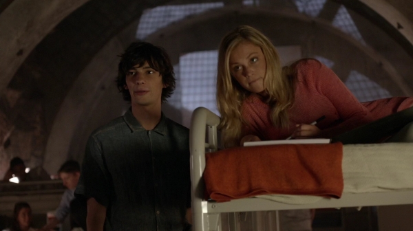 The 100 Season Two Episode Two Inclement Weather-2033
