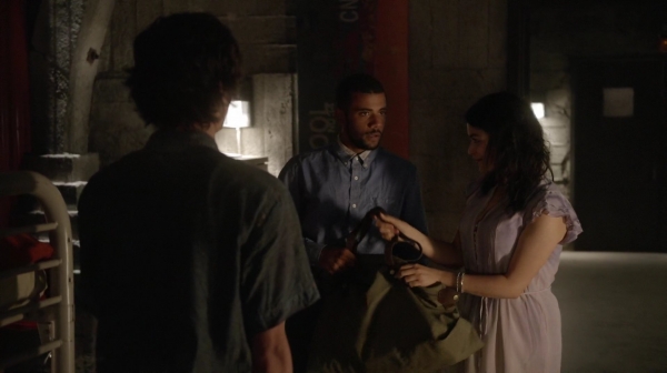 The 100 Season Two Episode Two Inclement Weather-2013
