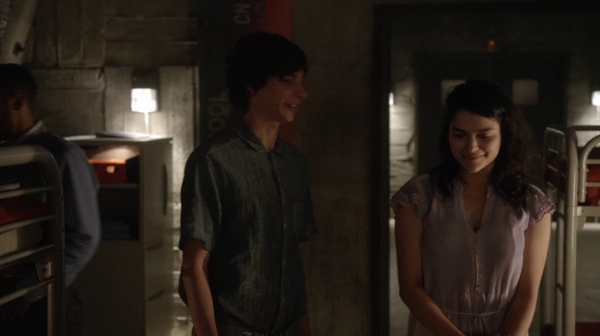 The 100 Season Two Episode Two Inclement Weather-2010
