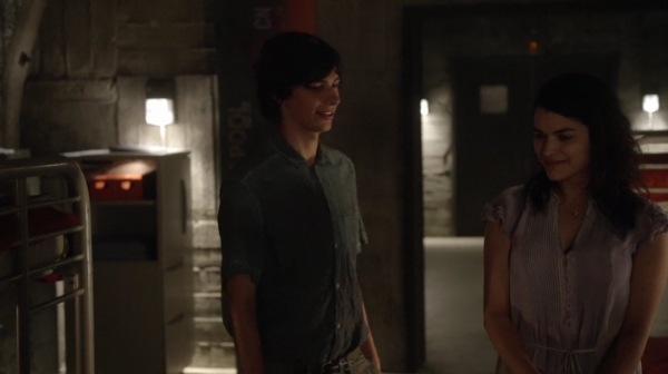 The 100 Season Two Episode Two Inclement Weather-2009
