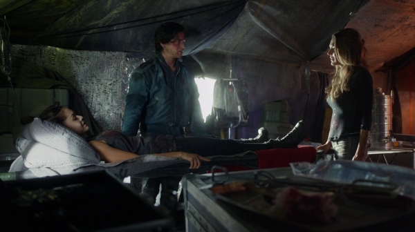 The 100 Season Two Episode Two Inclement Weather-1859
