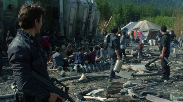 The 100 Season Two Episode Two Inclement Weather-1527
