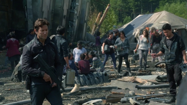 The 100 Season Two Episode Two Inclement Weather-1521
